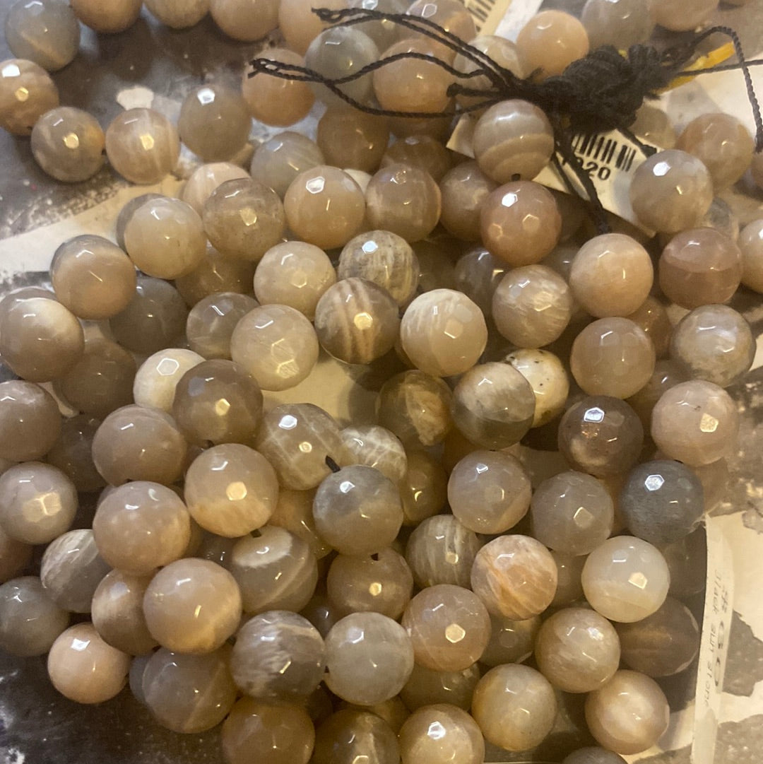 Moonstone faceted 10mm