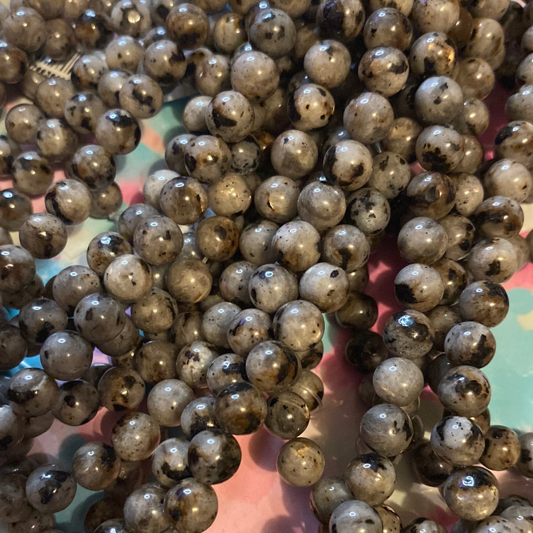 Black spot Jasper