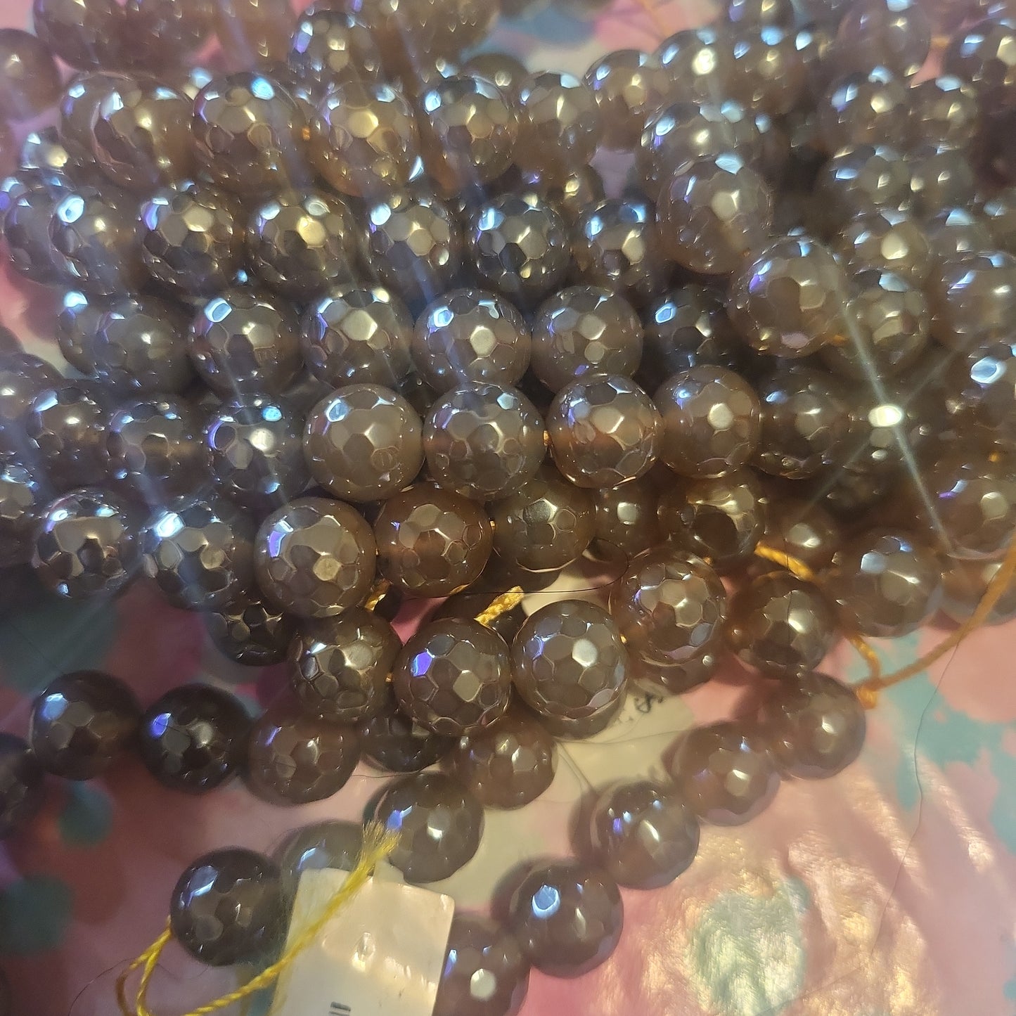 Shinny Gray agate