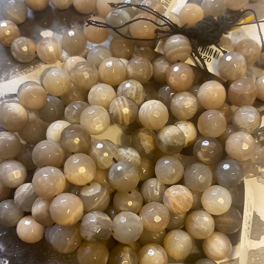 Moonstone faceted 10mm