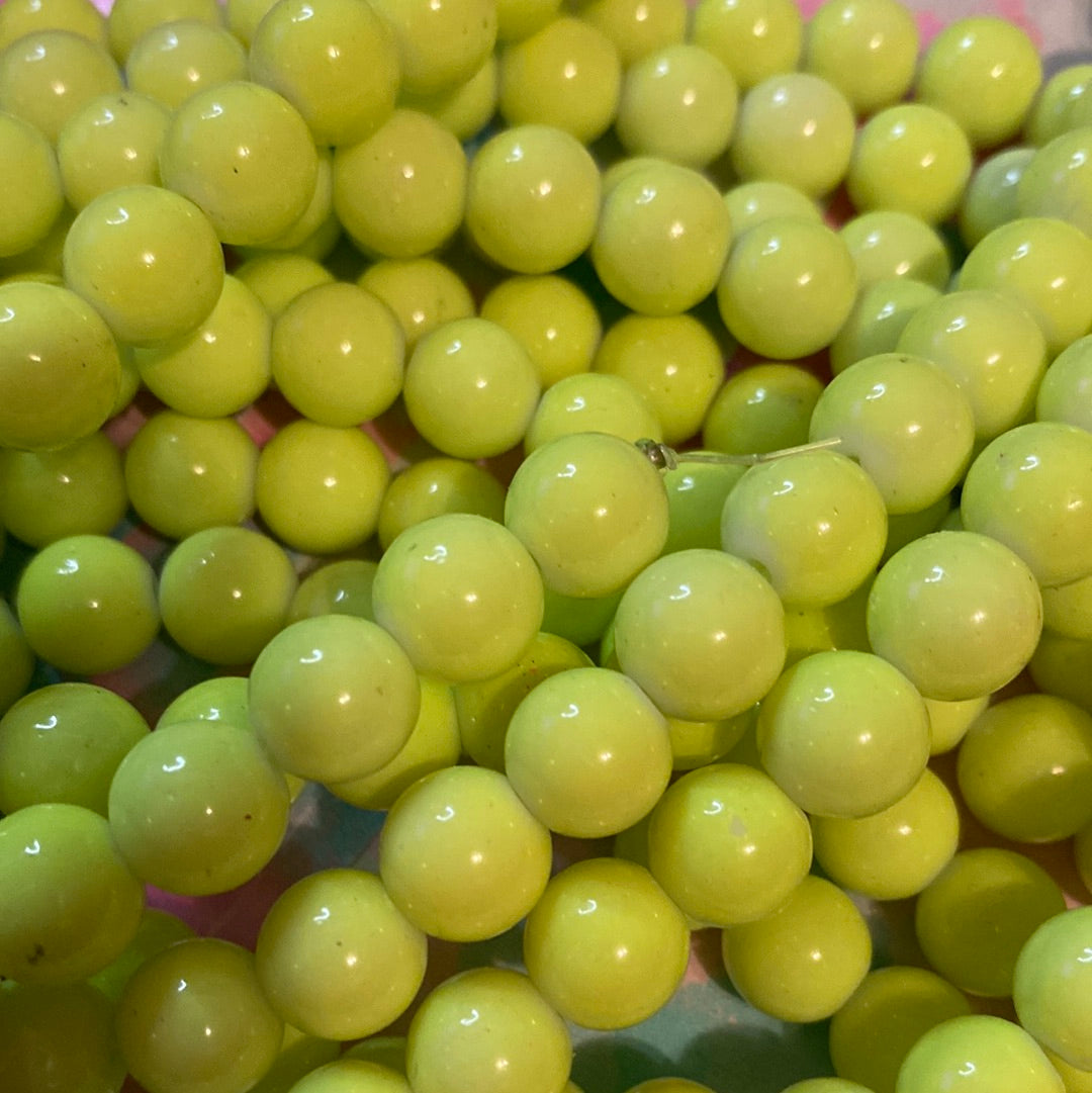 Lime glass beads