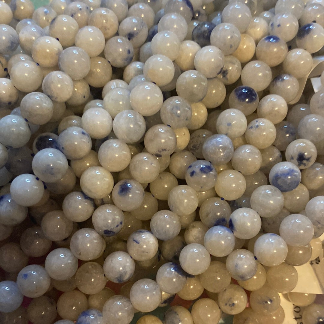 Light blue jade beads