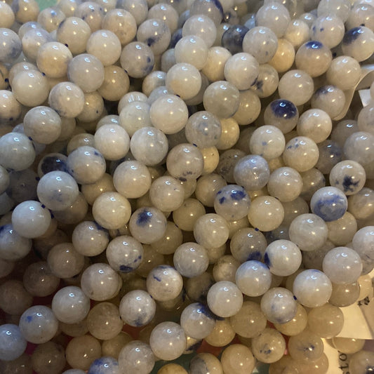 Light blue jade beads